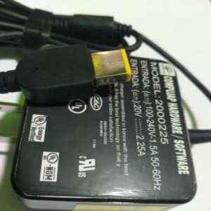 Cargador Lenovo Punta Usb – 20v – 3.25a – 65w ! Color Negro CUADRADO